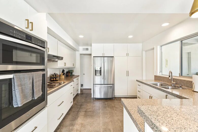 Mid Century Dream-Street Legal Golf Cart Included - Palm Springs, California