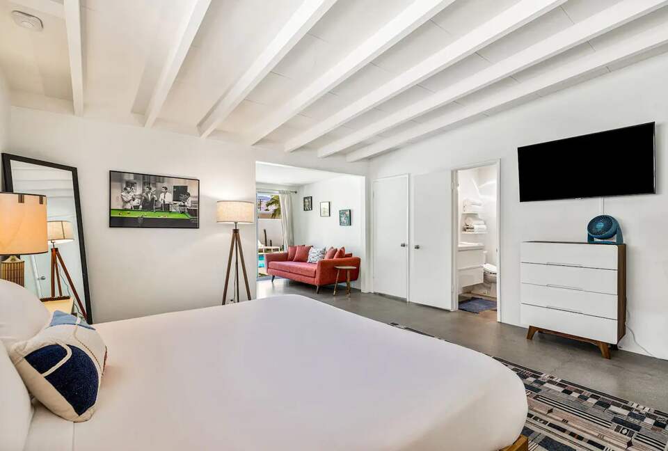 Mid Century Dream-Street Legal Golf Cart Included - Palm Springs, California