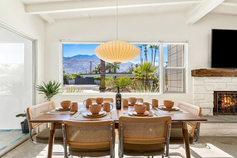 Mid Century Dream-Street Legal Golf Cart Included - Palm Springs, California