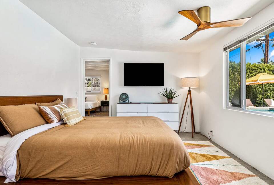 Mid Century Dream-Street Legal Golf Cart Included - Palm Springs, California