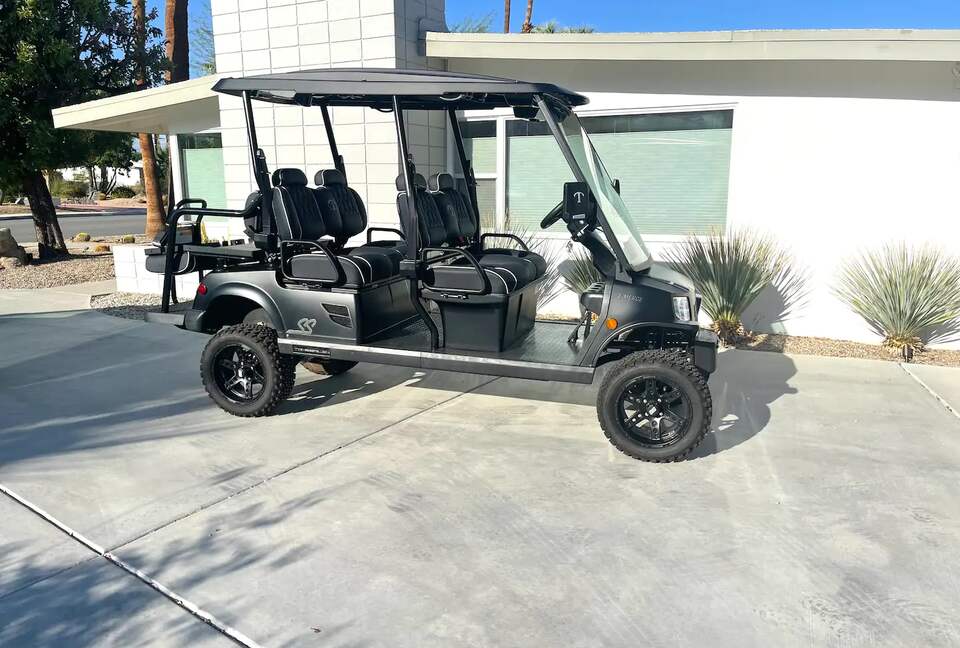 Mid Century Dream-Street Legal Golf Cart Included - Palm Springs, California