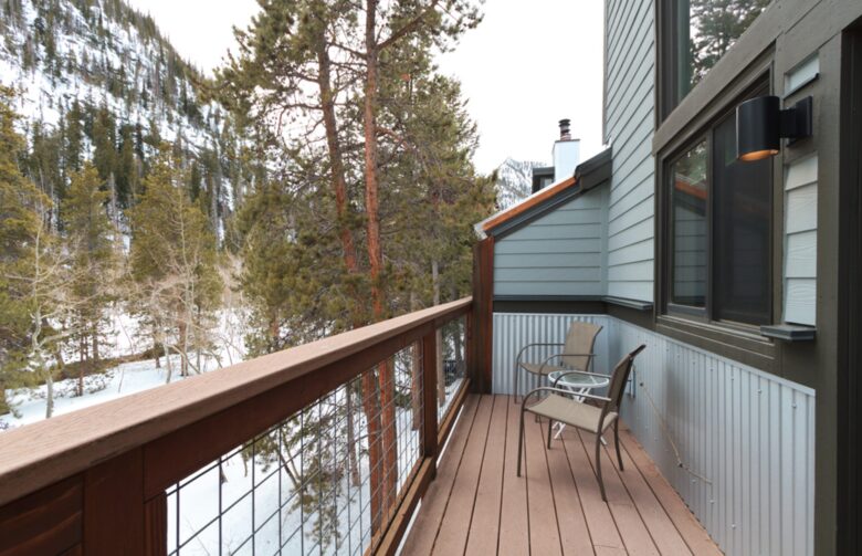 Tranquil Escape with Views of Mount Royal - Frisco, Colorado