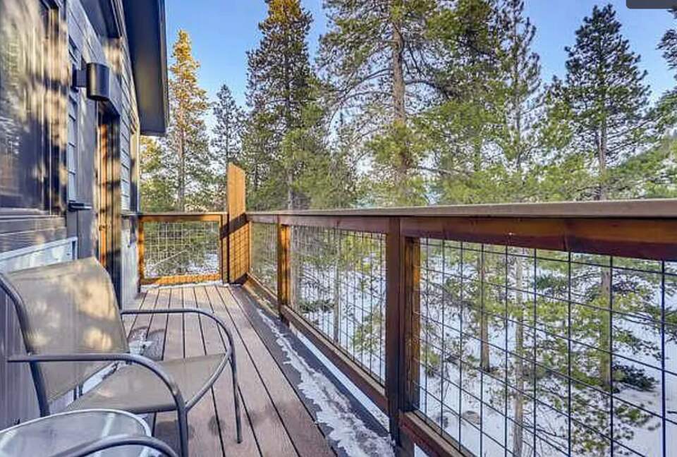 Tranquil Escape with Views of Mount Royal - Frisco, Colorado