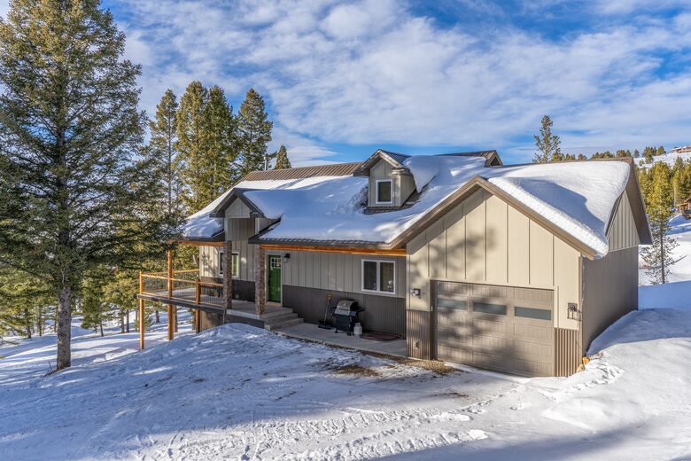 Georgetown Lake Recreational Wonderland - Anaconda, Montana