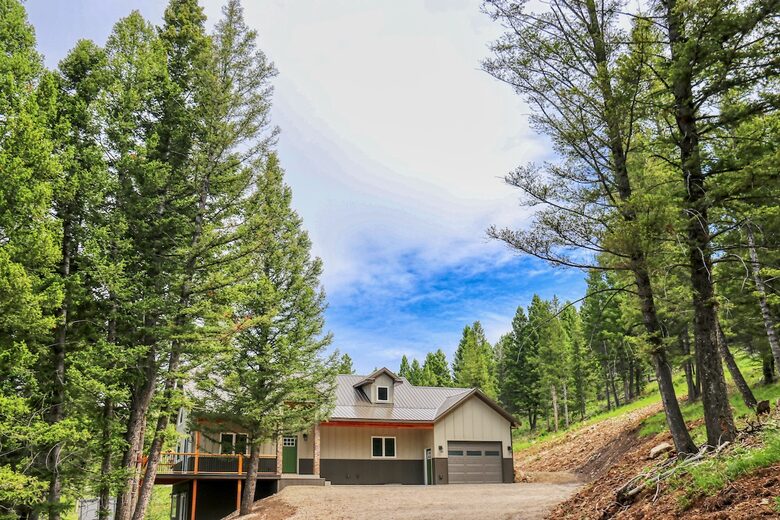 Georgetown Lake Recreational Wonderland - Anaconda, Montana