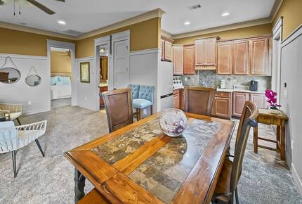 Bonaire Cay Beach Getaway |Charming House and Carriage House + 2 Golf Carts! - Destin, Florida