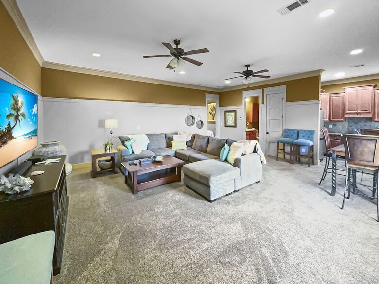 Bonaire Cay Beach Getaway |Charming House and Carriage House + 2 Golf Carts! - Destin, Florida