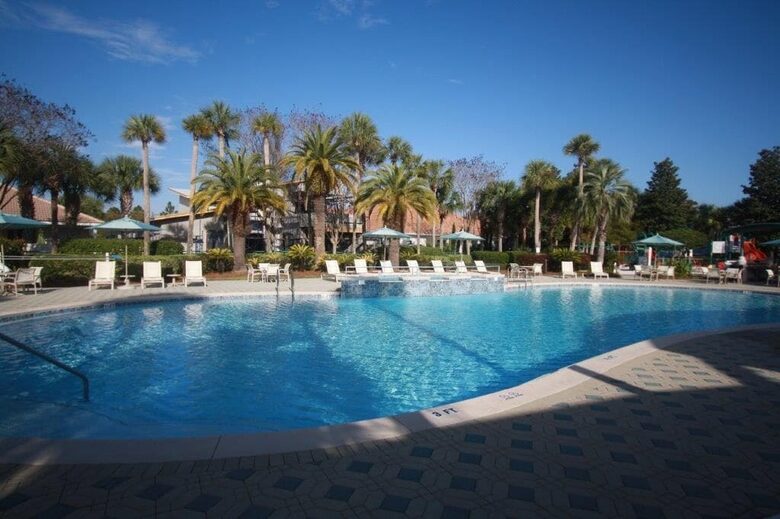 Bonaire Cay Beach Getaway |Charming House and Carriage House + 2 Golf Carts! - Destin, Florida