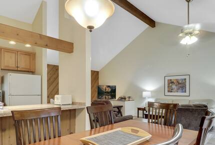 Harbor Cove | Quaint Michigan Outdoor Getaway - Harbor Springs, Michigan