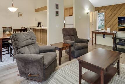 Harbor Cove | Quaint Michigan Outdoor Getaway - Harbor Springs, Michigan