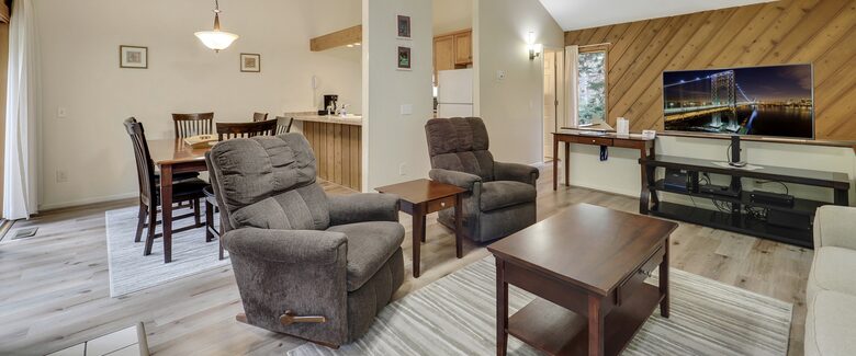 Harbor Cove | Quaint Michigan Outdoor Getaway - Harbor Springs, Michigan