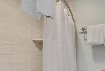 Harbor Cove | Quaint Michigan Outdoor Getaway - Harbor Springs, Michigan