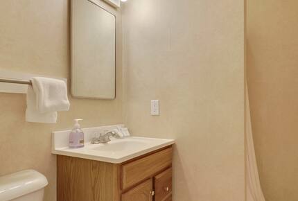 Harbor Cove | Quaint Michigan Outdoor Getaway - Harbor Springs, Michigan