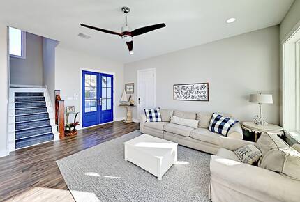 Modern Seaside Farmhouse - Rockport, Texas