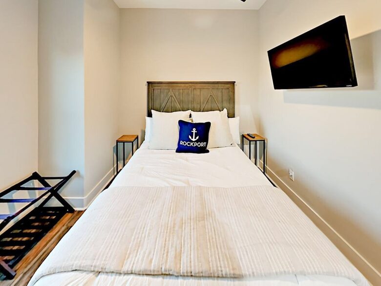 Modern Seaside Farmhouse - Rockport, Texas