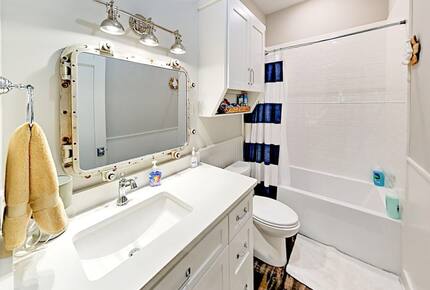 Modern Seaside Farmhouse - Rockport, Texas