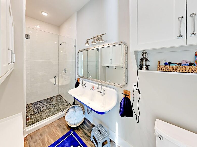 Modern Seaside Farmhouse - Rockport, Texas