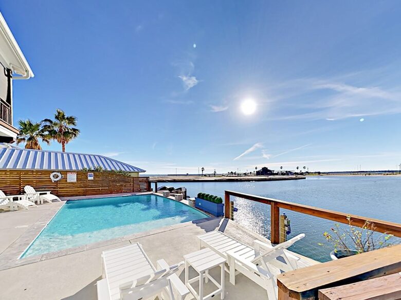 Modern Seaside Farmhouse - Rockport, Texas