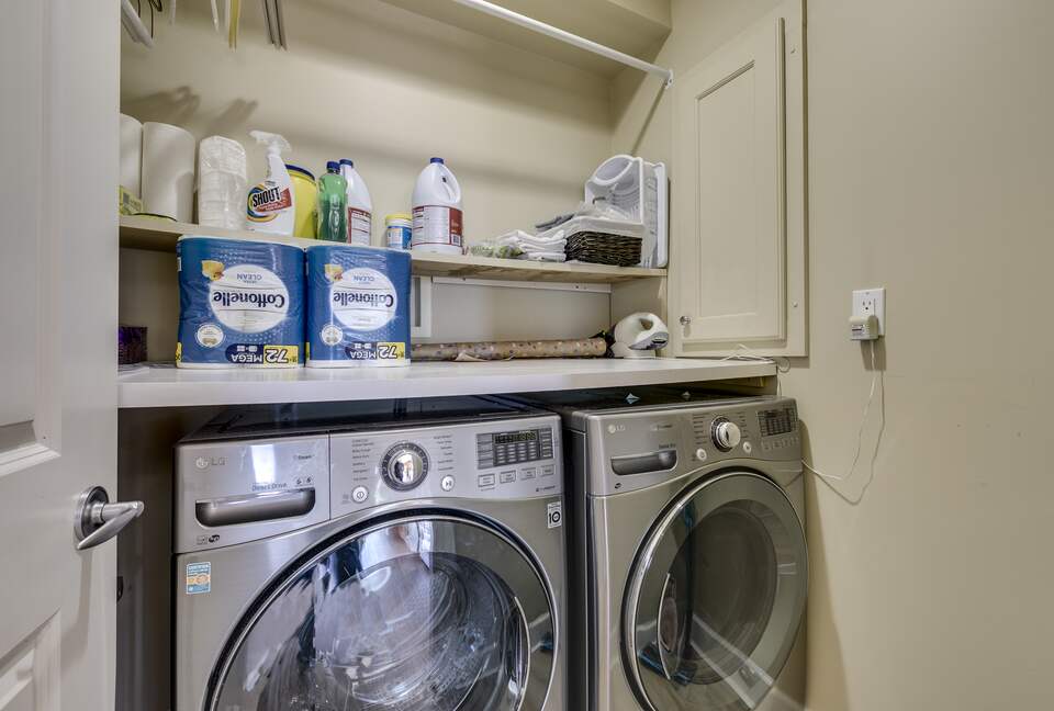 West Vancouver Private Luxury Escape with Expansive View - West Vancouver, Canada