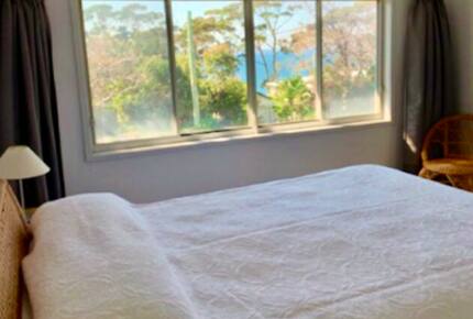 Mollymook Beach Retreat - Mollymook Beach, Australia