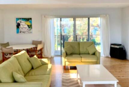 Mollymook Beach Retreat - Mollymook Beach, Australia