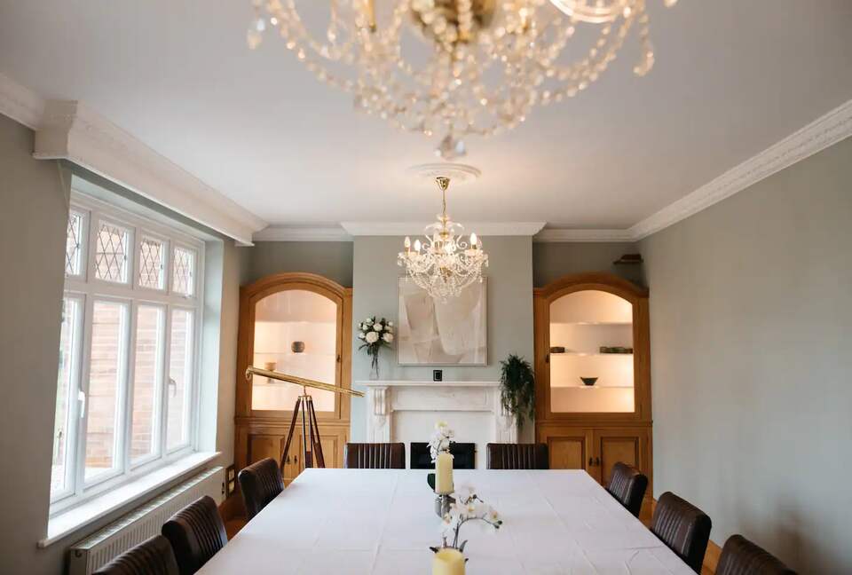 The Lake House - Malvern, United Kingdom