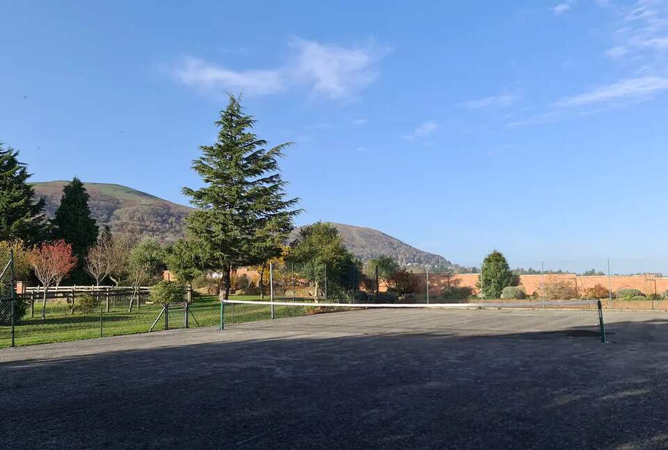 The Lake House - Malvern, United Kingdom