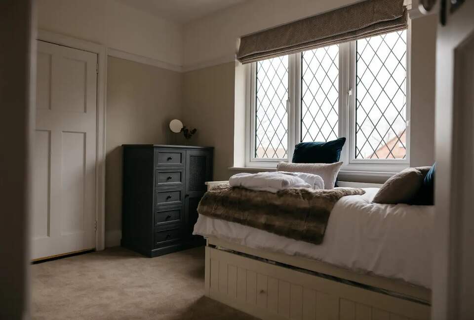 The Lake House - Malvern, United Kingdom