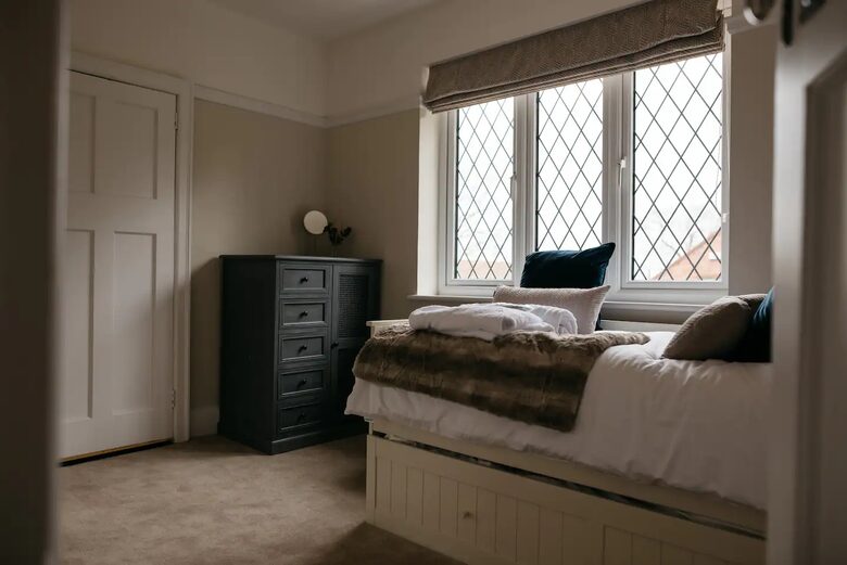 The Lake House - Malvern, United Kingdom