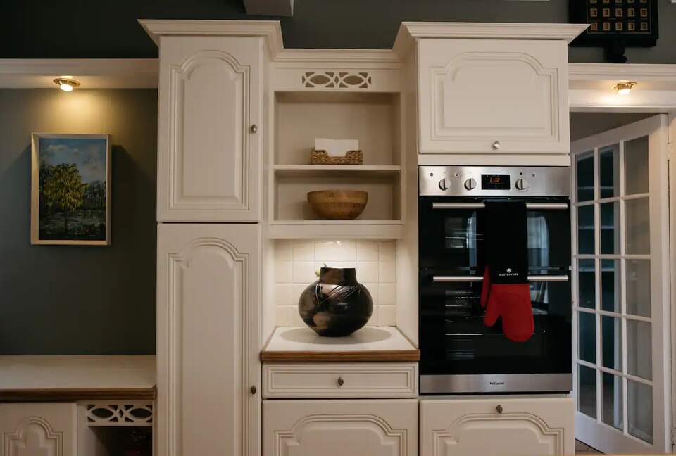 The Lake House - Malvern, United Kingdom