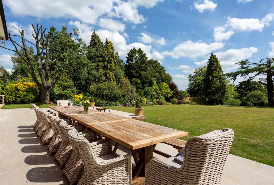 The Lake House - Malvern, United Kingdom