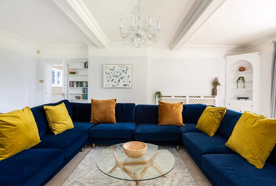 The Lake House - Malvern, United Kingdom