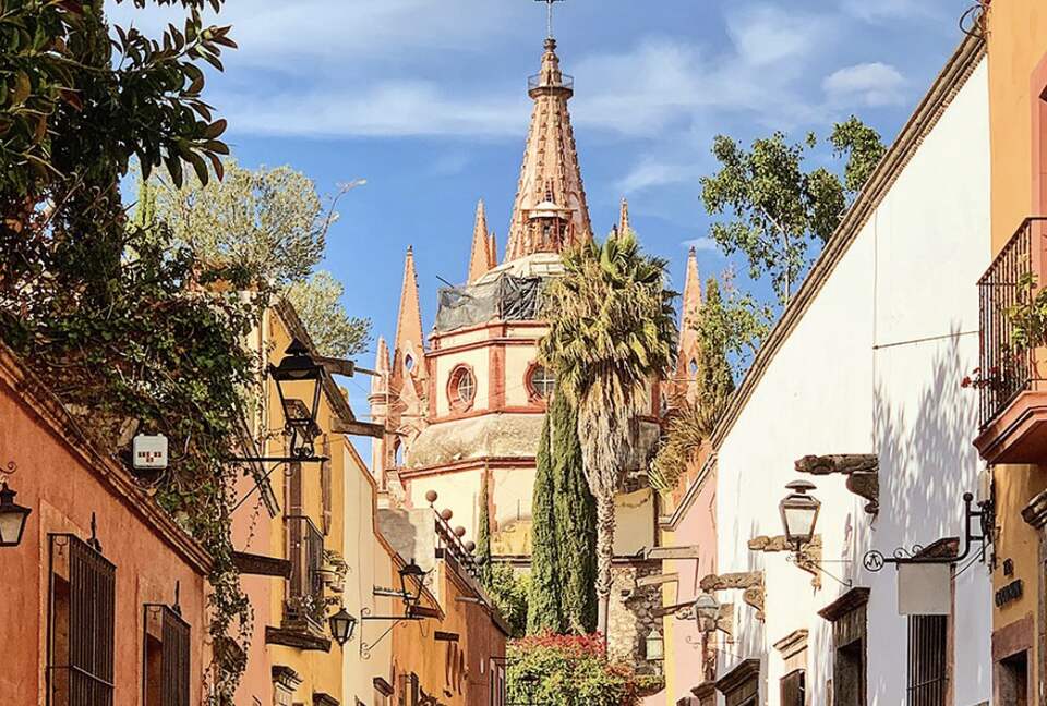 San Miguel Contemporary Home with an Old World Flare - San Miguel de Allende, Mexico