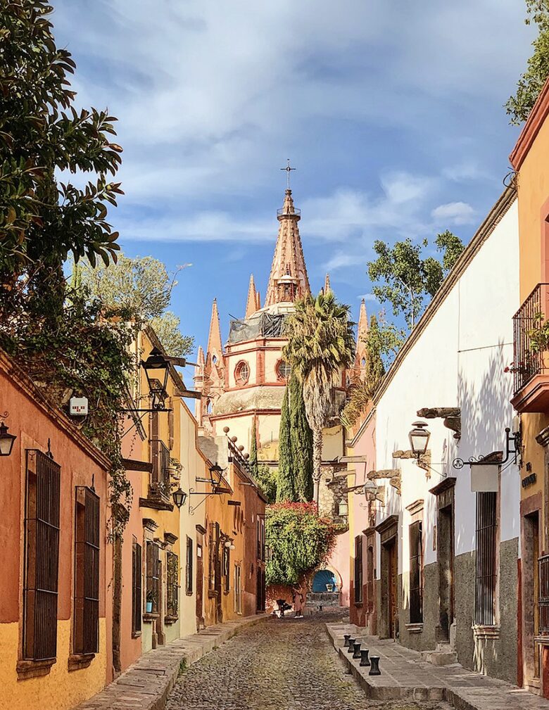San Miguel Contemporary Home with an Old World Flare - San Miguel de Allende, Mexico