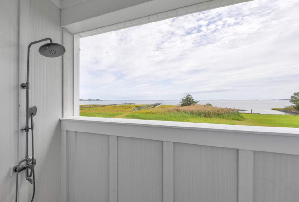outdoor shower off master bath