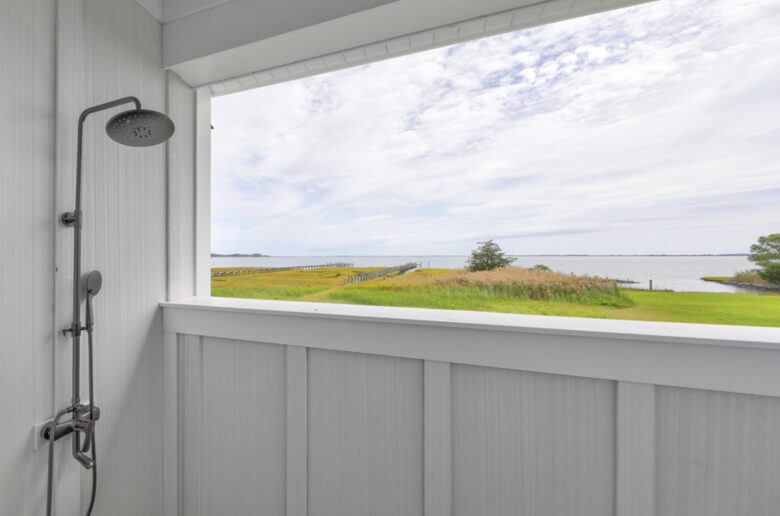 outdoor shower off master bath