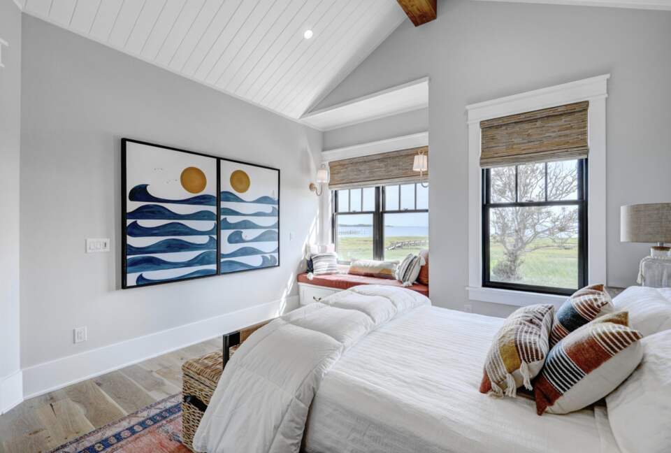 guest suite bedroom #1