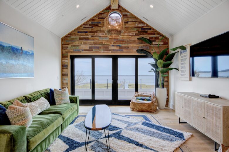 upstairs tv and play room - between bunk rooms