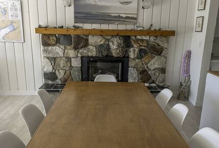 Port Renfrew Beachfront Cottage with Sauna, Outdoor Shower and Firepit - Juan de Fuca Electoral Area, Canada