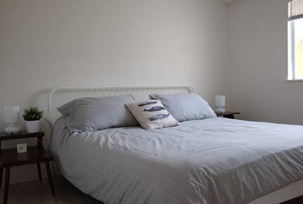 Port Renfrew Beachfront Cottage with Sauna, Outdoor Shower and Firepit - Juan de Fuca Electoral Area, Canada