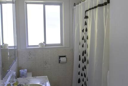 Port Renfrew Beachfront Cottage with Sauna, Outdoor Shower and Firepit - Juan de Fuca Electoral Area, Canada