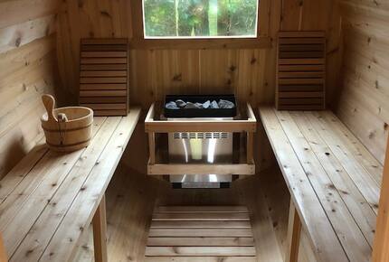 Port Renfrew Beachfront Cottage with Sauna, Outdoor Shower and Firepit - Juan de Fuca Electoral Area, Canada