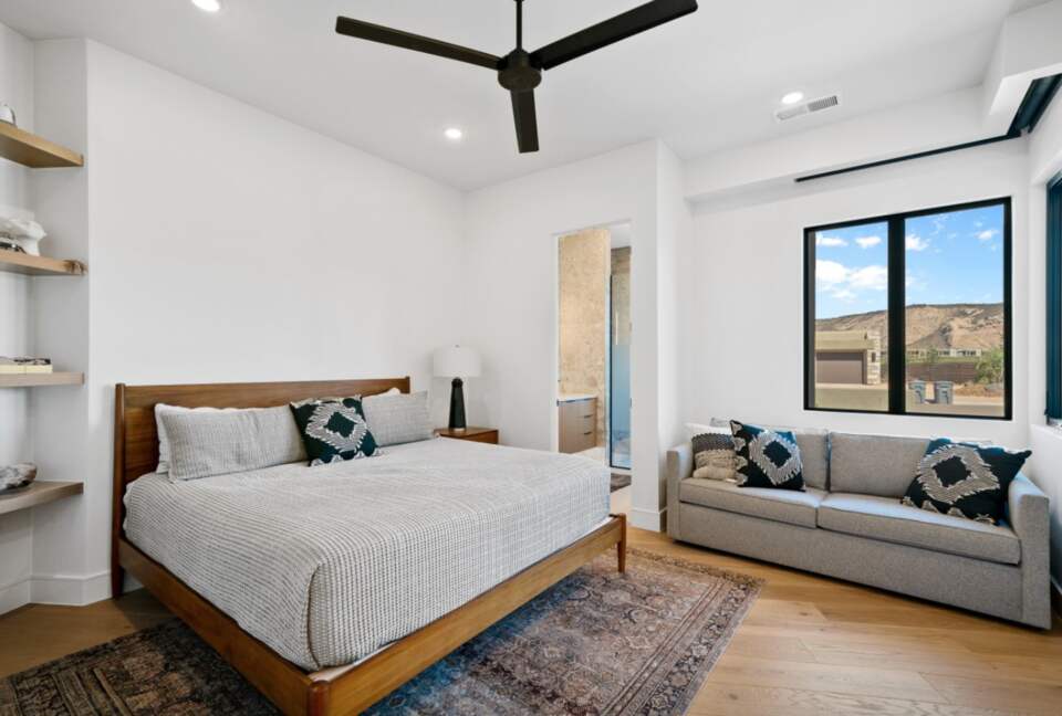 Stunning Contemporary St. George Villa - St. George, Utah