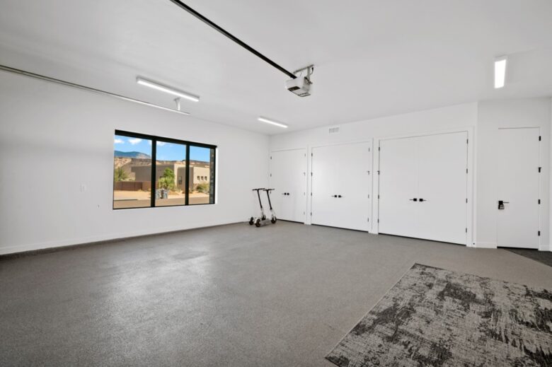 Stunning Contemporary St. George Villa - St. George, Utah