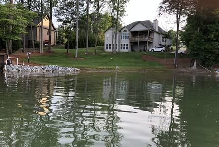 Beautiful Lakefront Home on Lake Norman - Denver, North Carolina