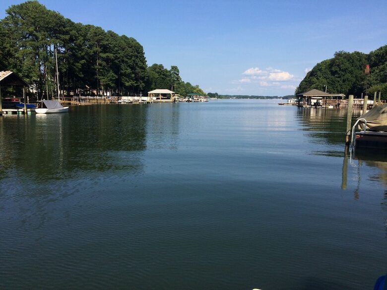 Beautiful Lakefront Home on Lake Norman - Denver, North Carolina