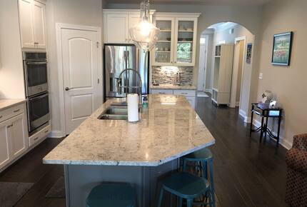 Beautiful Lakefront Home on Lake Norman - Denver, North Carolina