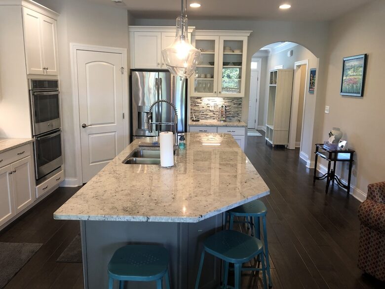 Beautiful Lakefront Home on Lake Norman - Denver, North Carolina