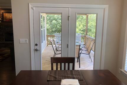 Beautiful Lakefront Home on Lake Norman - Denver, North Carolina