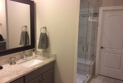 Beautiful Lakefront Home on Lake Norman - Denver, North Carolina